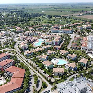 Appartamento Altanea Con Piscina